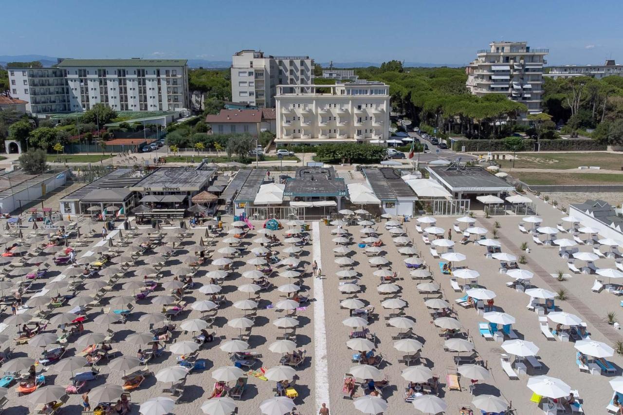 Hotel Riviera Milano Marittima Exterior photo